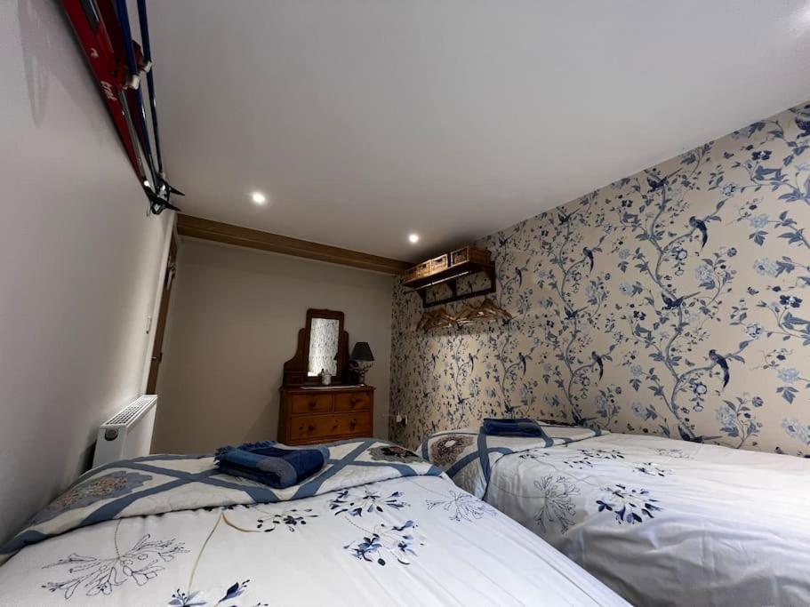 Cosy Alpine Cottage In The Heart Of Lancashire Catterall Exterior foto