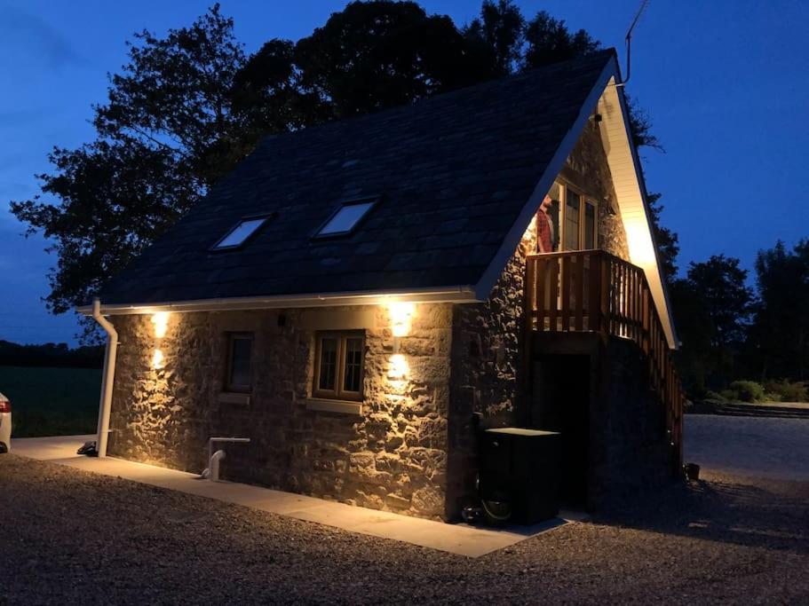 Cosy Alpine Cottage In The Heart Of Lancashire Catterall Exterior foto